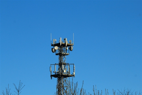 工信部長：5G牌照或?qū)⒂诮衲陜?nèi)發(fā)放